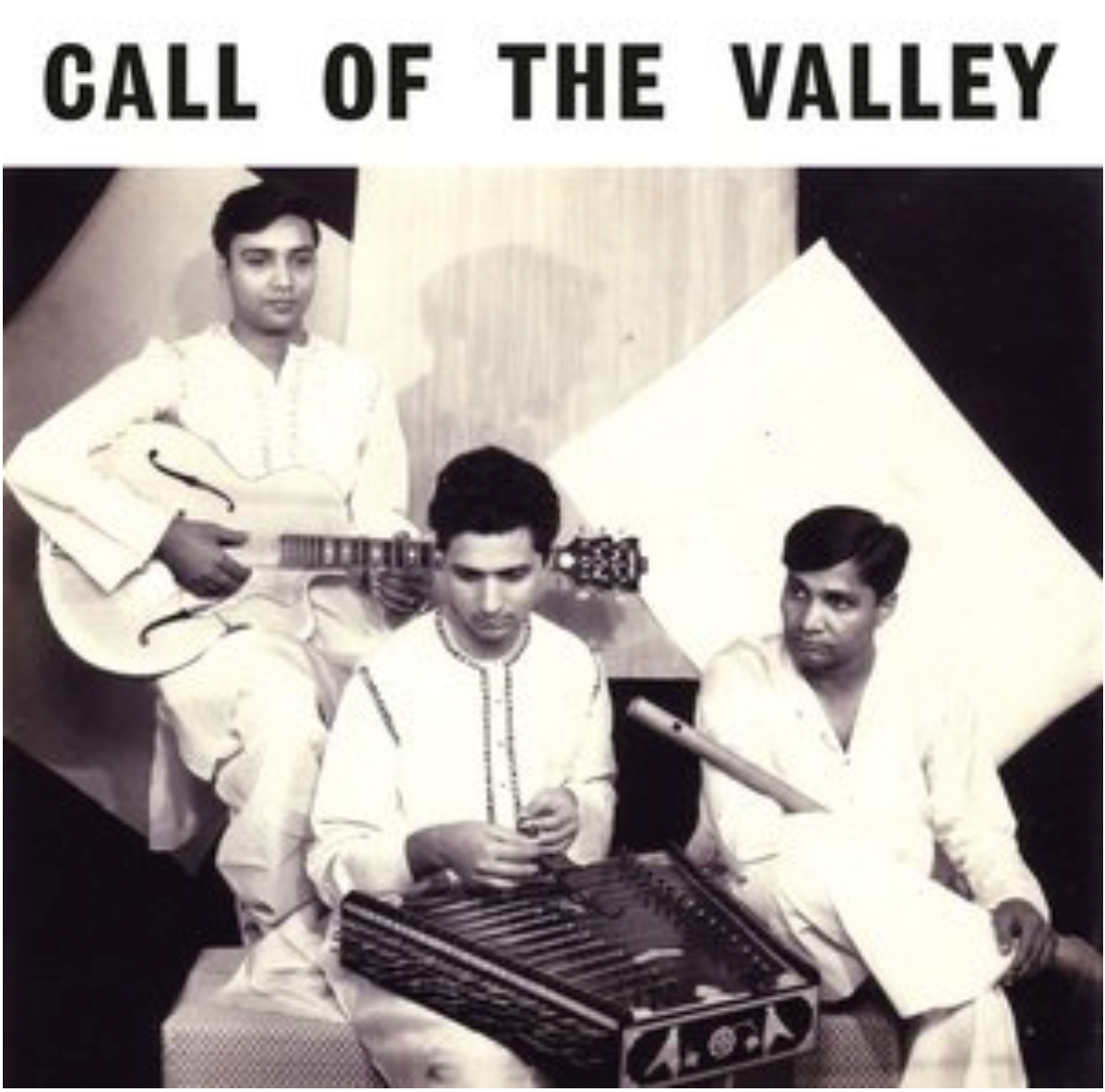 Brij Bhushan Kabra / Shivkumar Sharma / Hariprasad Chaurasia "Call of the Valley" 1x LP